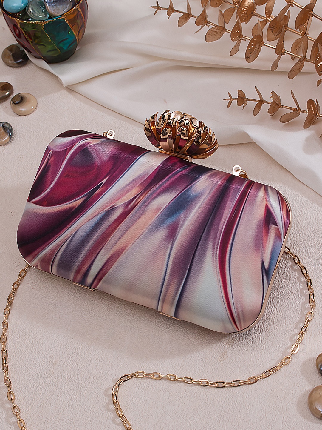 

Swisni Maroon & White Printed Box Clutch