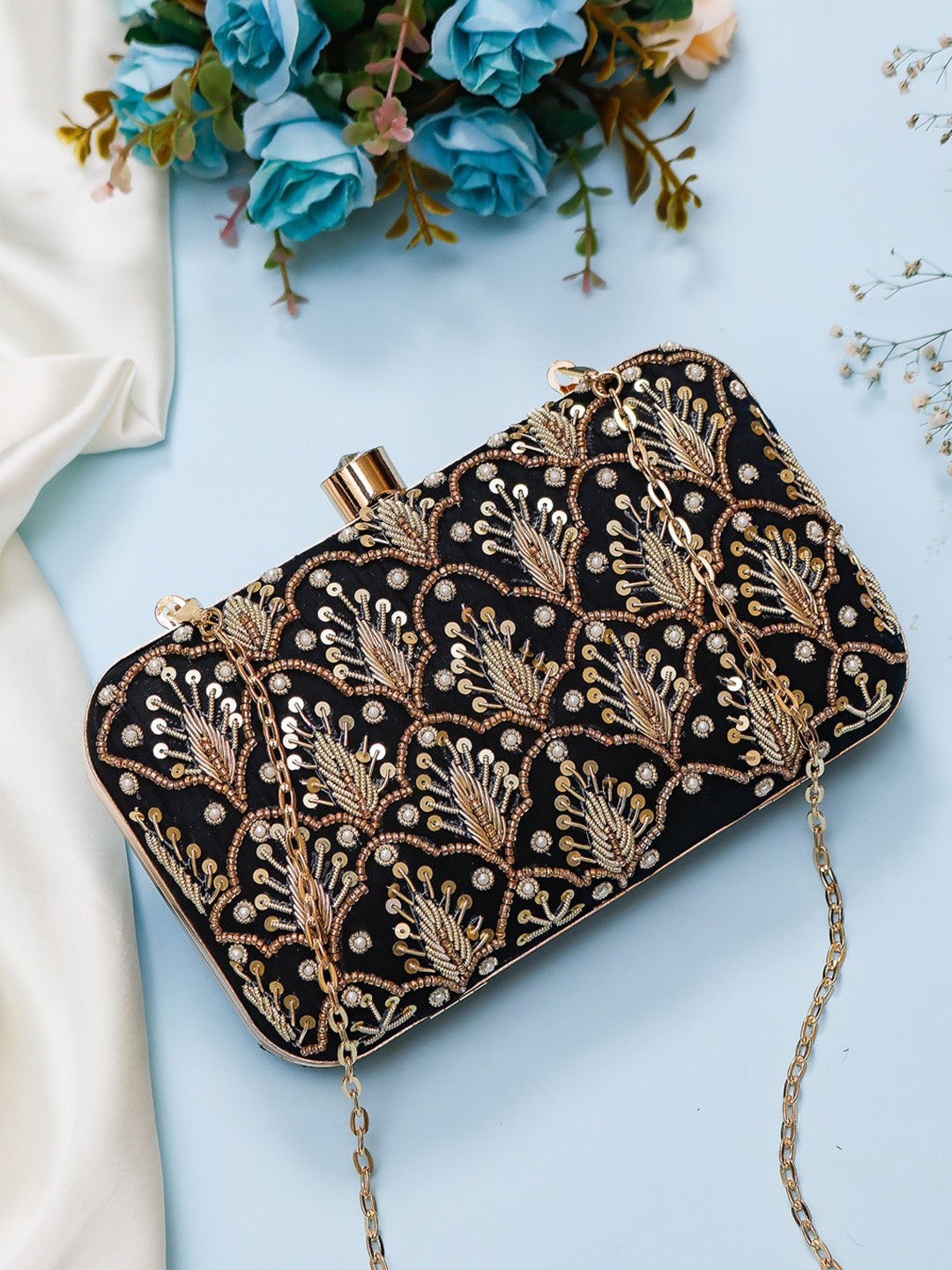 

Swisni Black & Gold-Toned Embroidered Box Clutch