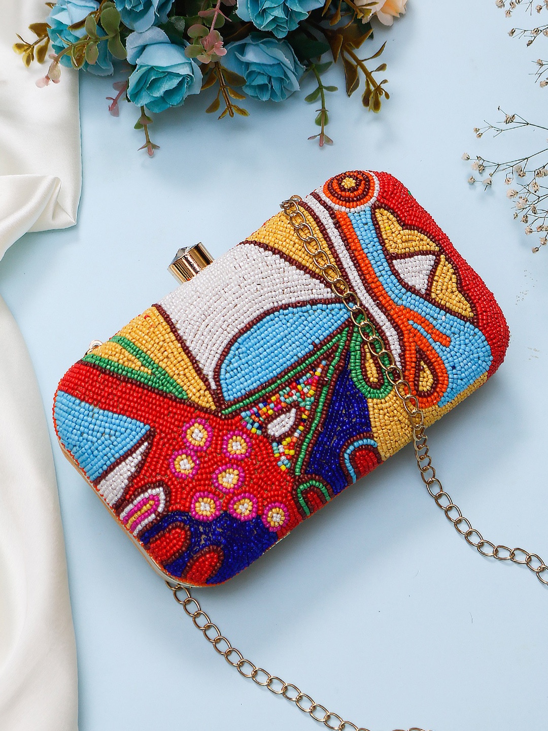 

Swisni White & Red Embroidered Box Clutch