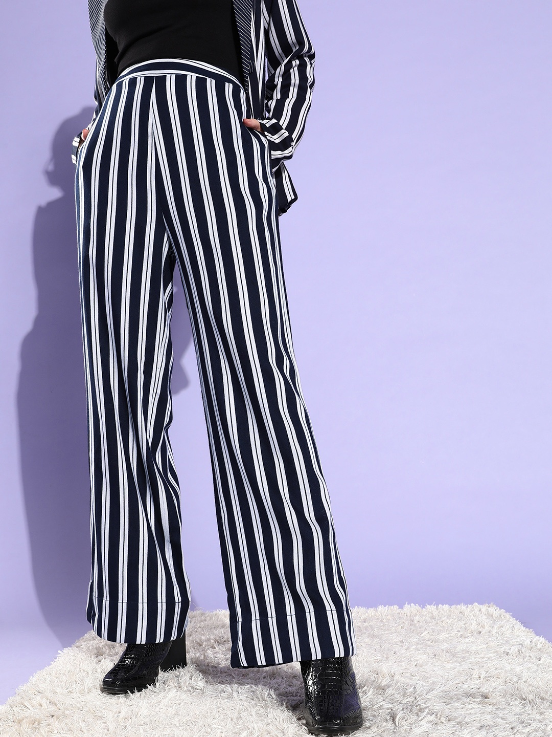 

QUIERO Women Striped Relaxed Loose Fit Trousers, Navy blue