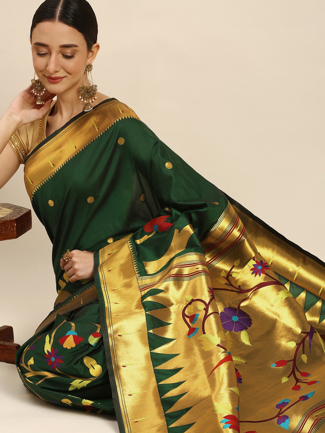 

Royal Rajgharana Saree Floral Zari Silk Blend Paithani Saree, Green