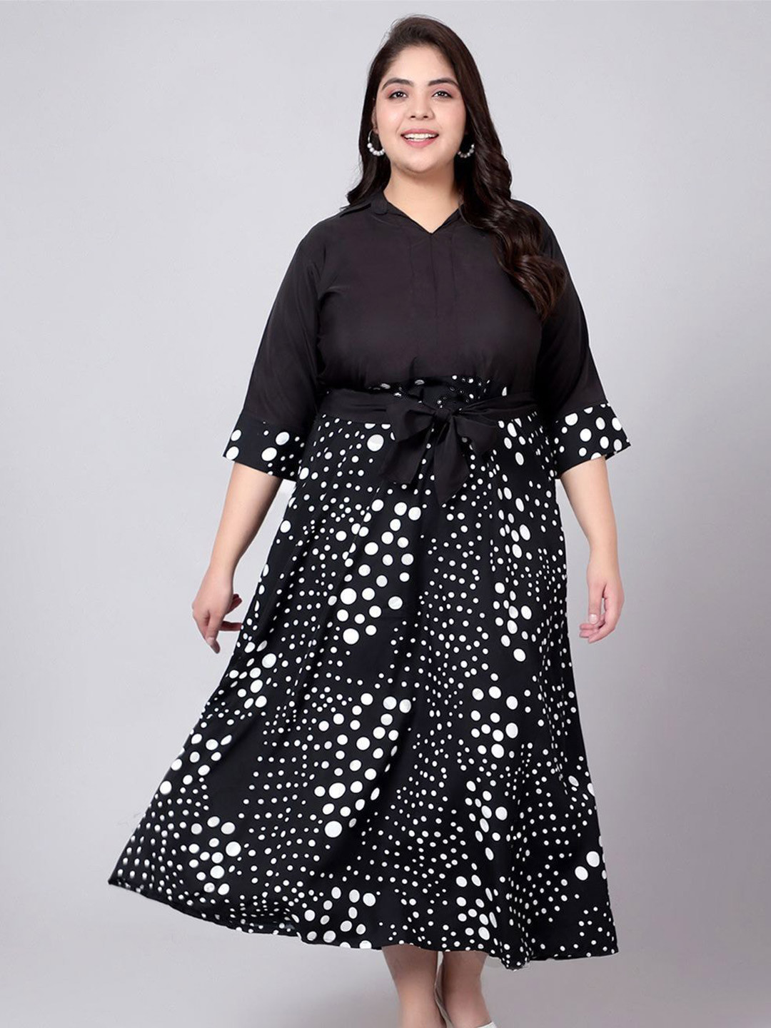 

Indietoga Women Plus Size Black & White Polka Dot Printed Maxi Dress