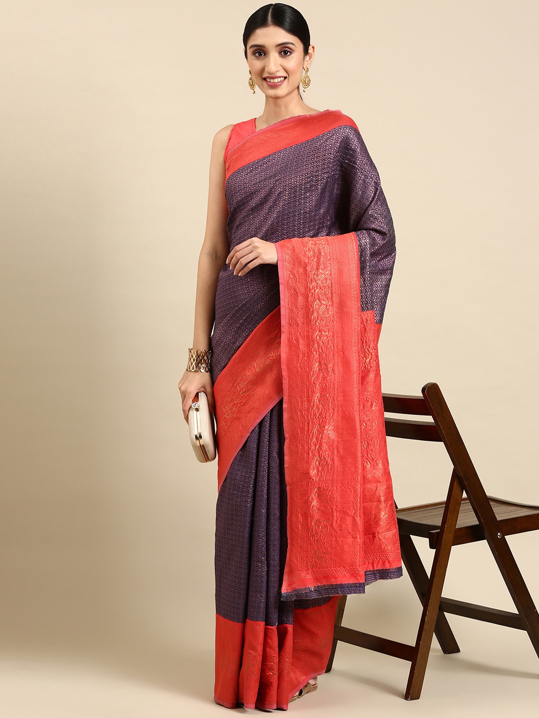 

VAIRAGEE Ethnic Motifs Woven Design Saree, Purple