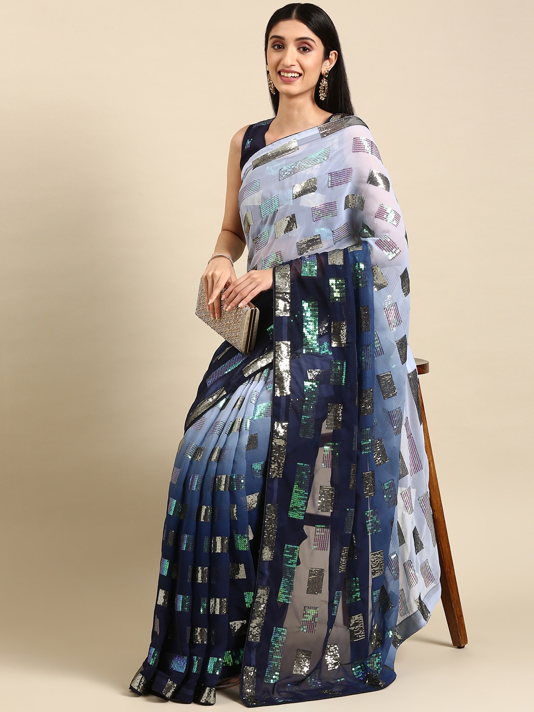 

VAIRAGEE Embellished Sequinned Saree, Navy blue