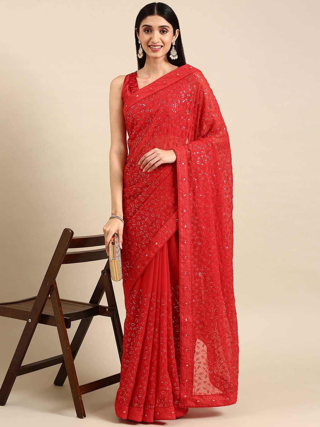 

VAIRAGEE Red Woven Design Sequinned Saree