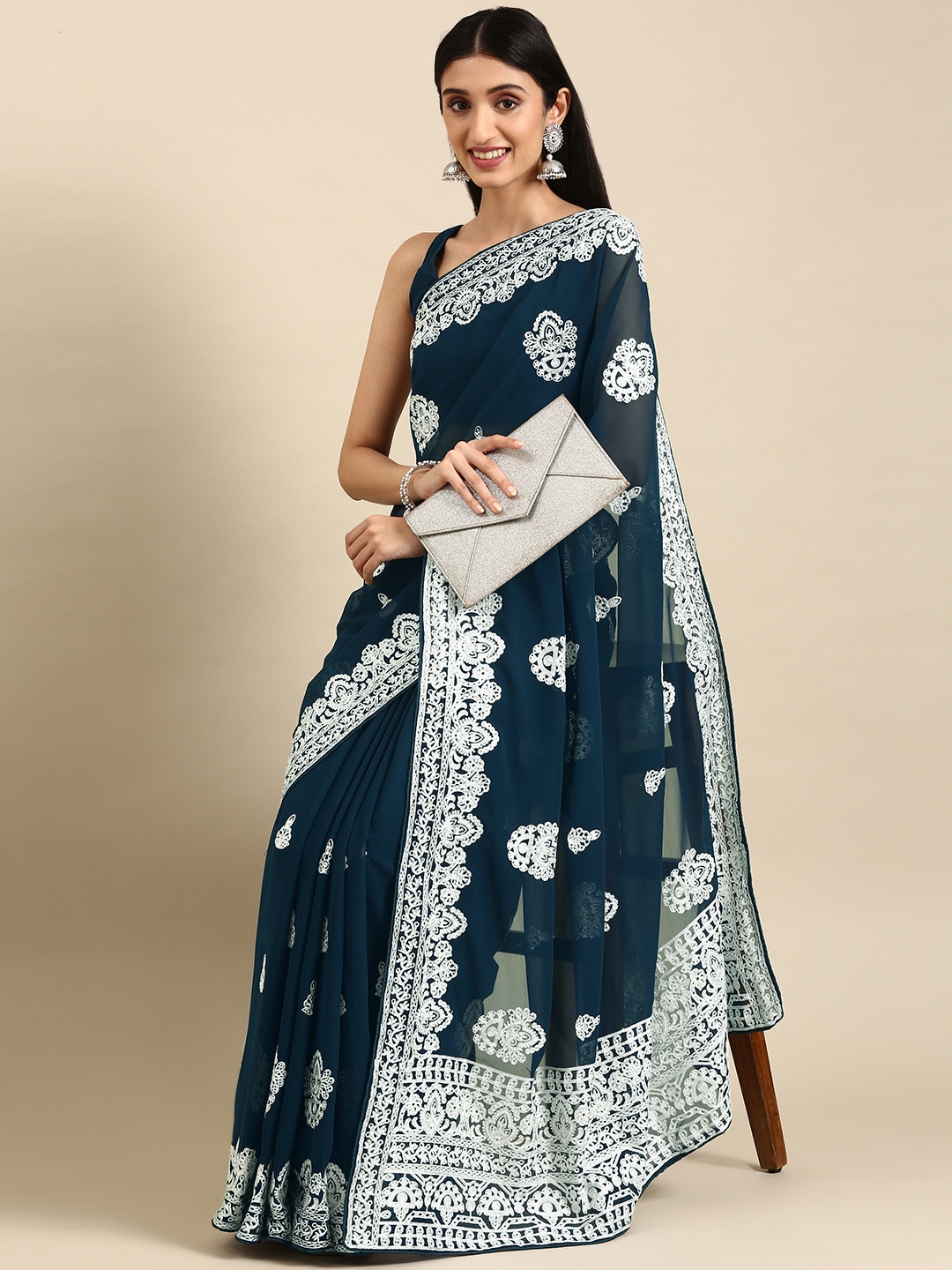 

VAIRAGEE Navy Blue Ethnic Motifs Saree