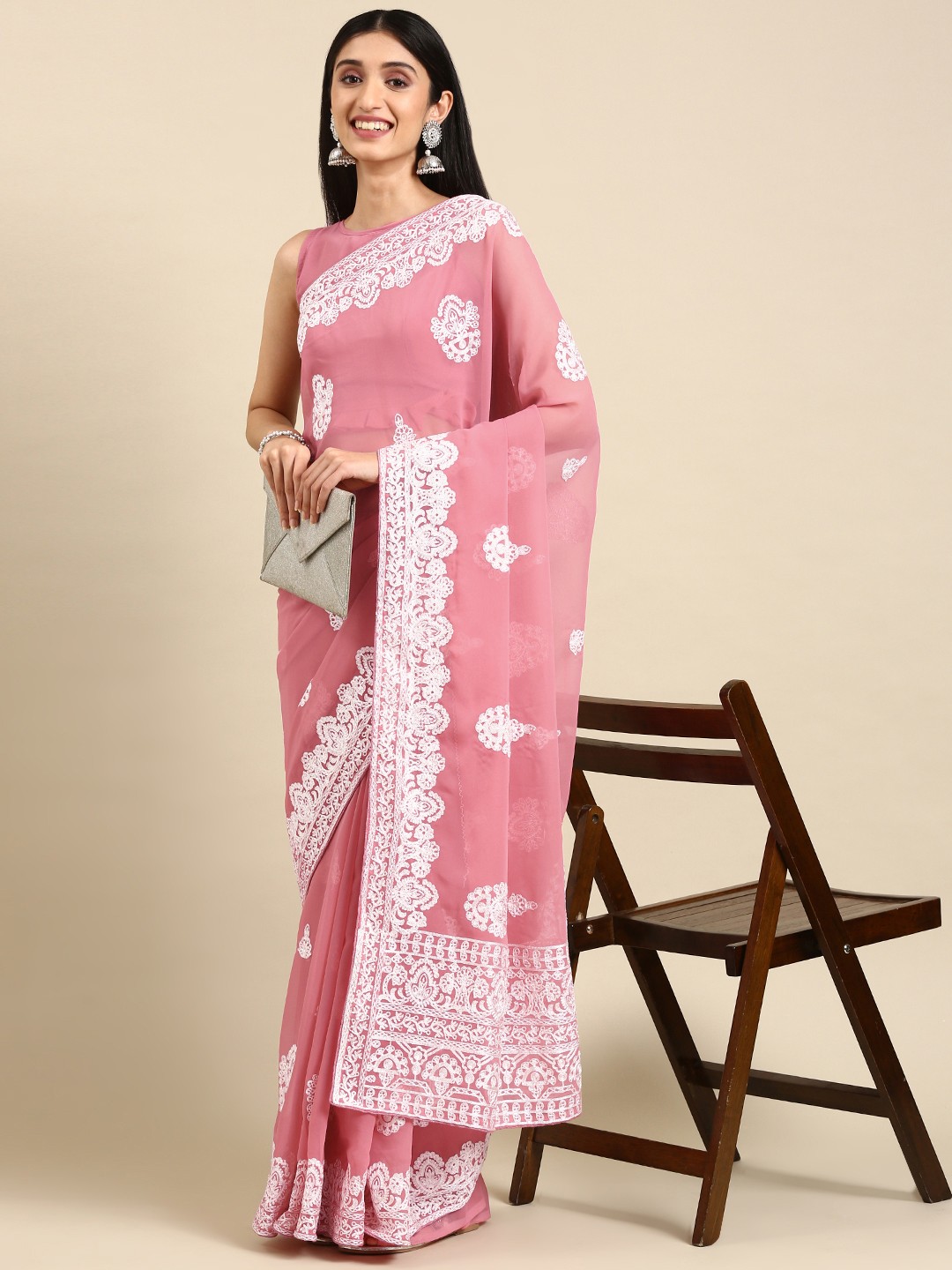 

VAIRAGEE Pink Ethnic Motifs Saree
