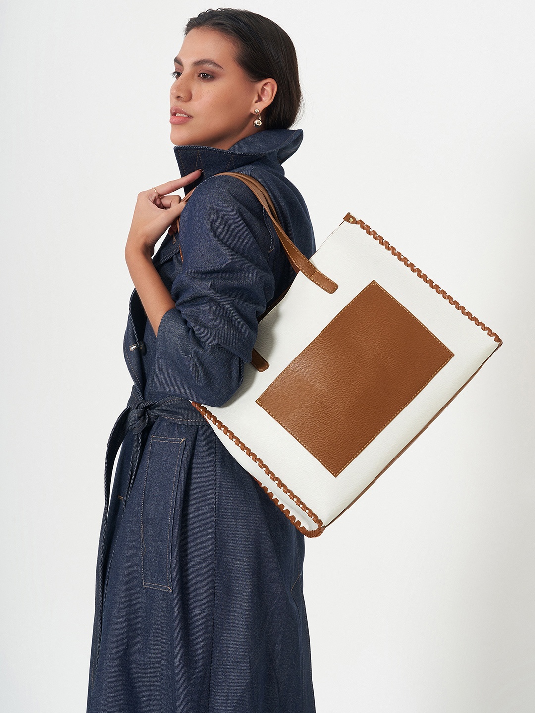

MIRAGGIO Brooklyn Tote Bag with Front Pocket & Weave Detailing, White