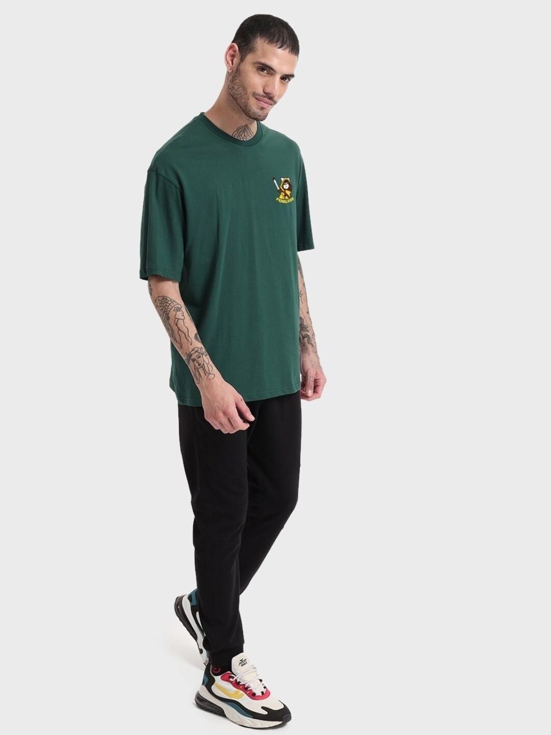 

Bewakoof Men Green Typography Printed Pure Cotton Loose T-shirt