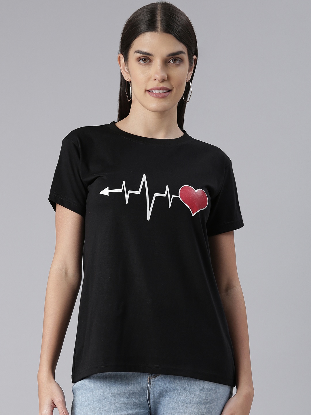 

BRATMA Women Graphic Printed T-shirt, Black