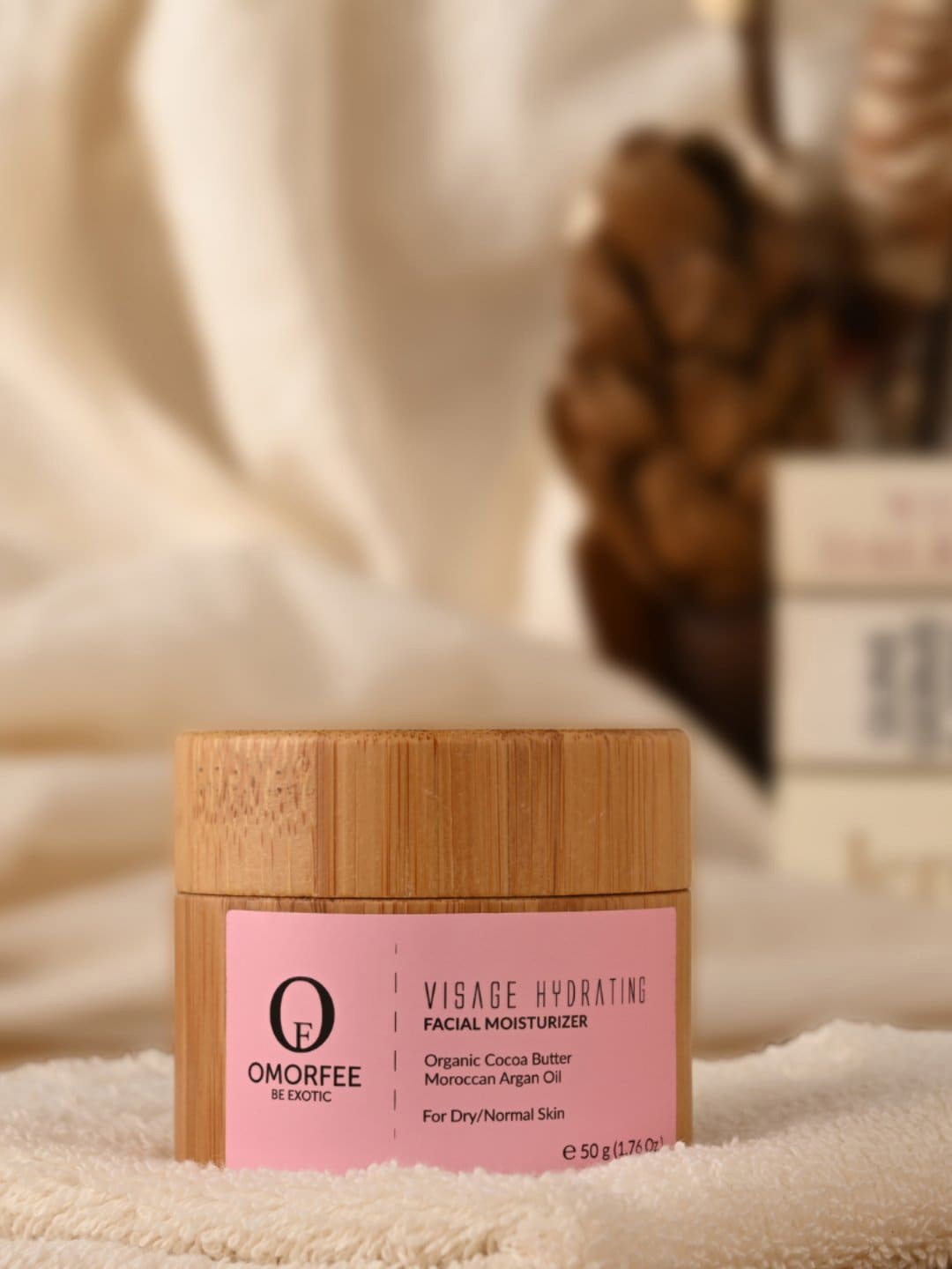 

OMORFEE Be Exotic Visage Hydrating Facial Moisturizer-50gm, Off white