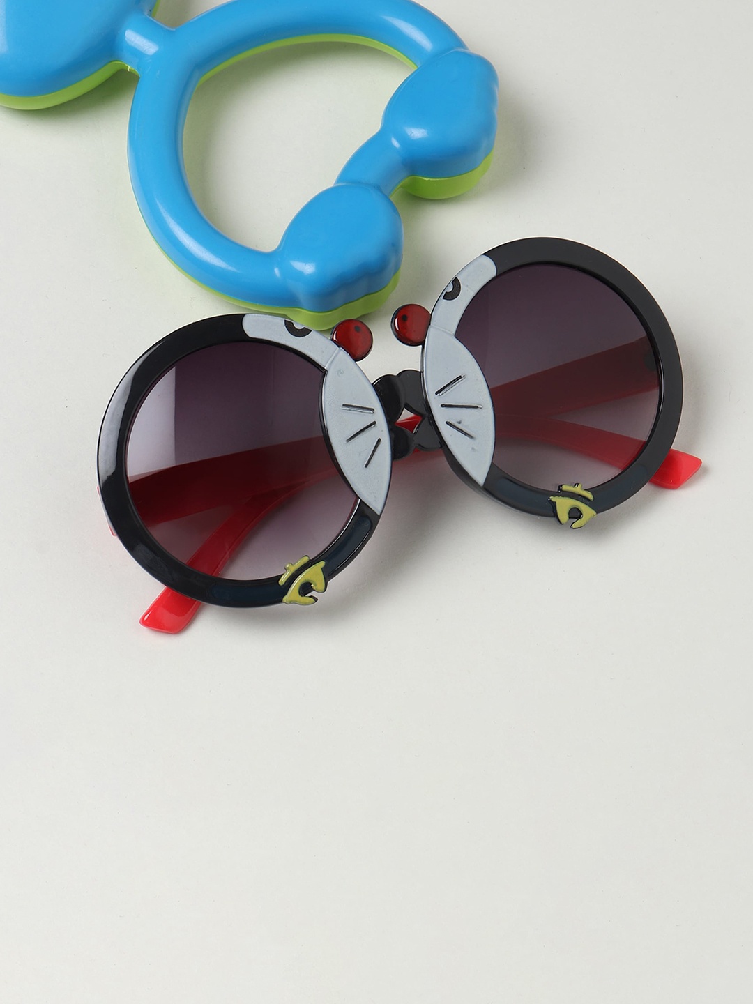 

FROGGY Unisex Kids Black Lens & Black Round Sunglasses
