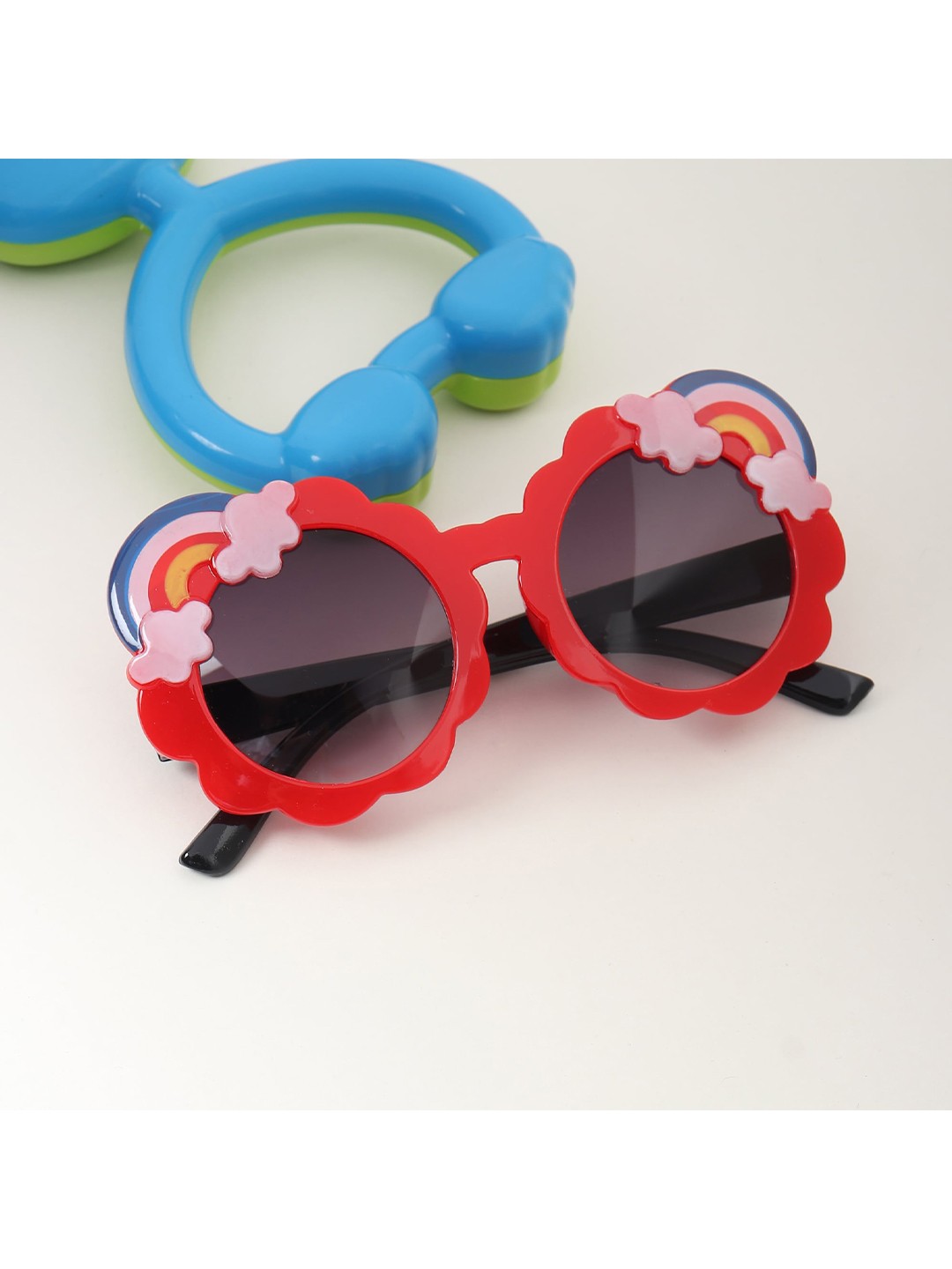 

FROGGY Unisex Kids Black Lens & Red Round Sunglasses