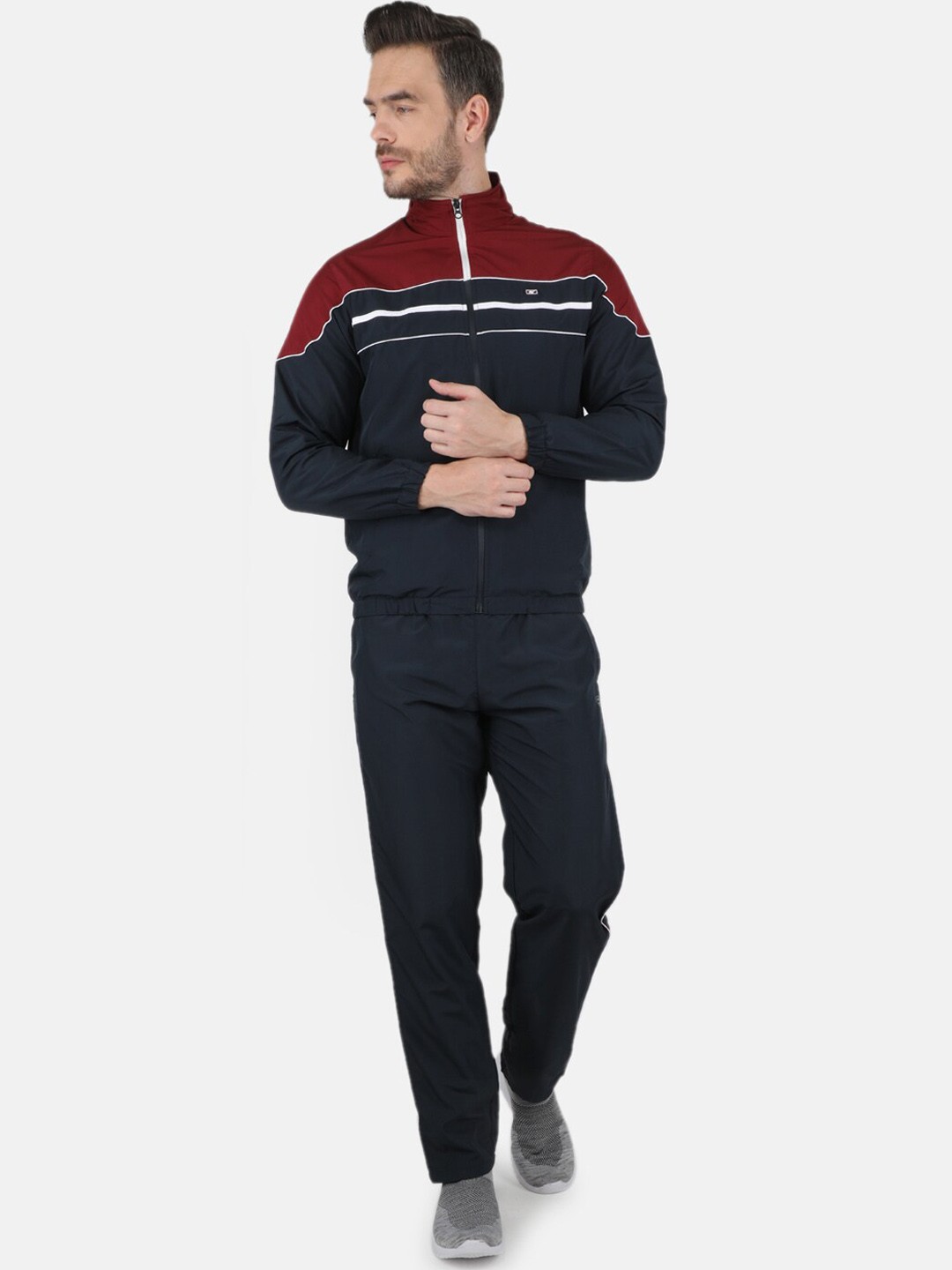 

Monte Carlo Men Navy Blue & Maroon Colourblocked Tracksuits