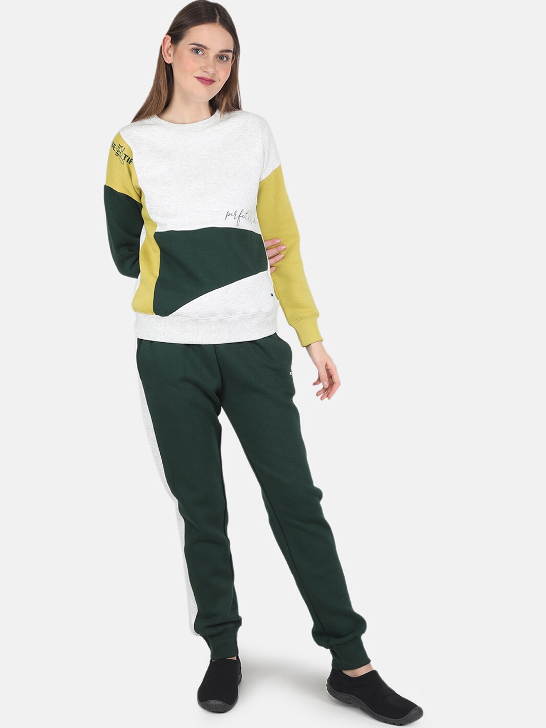 

Monte Carlo Women Off White & Green Color Blocked Cotton Tracksuits