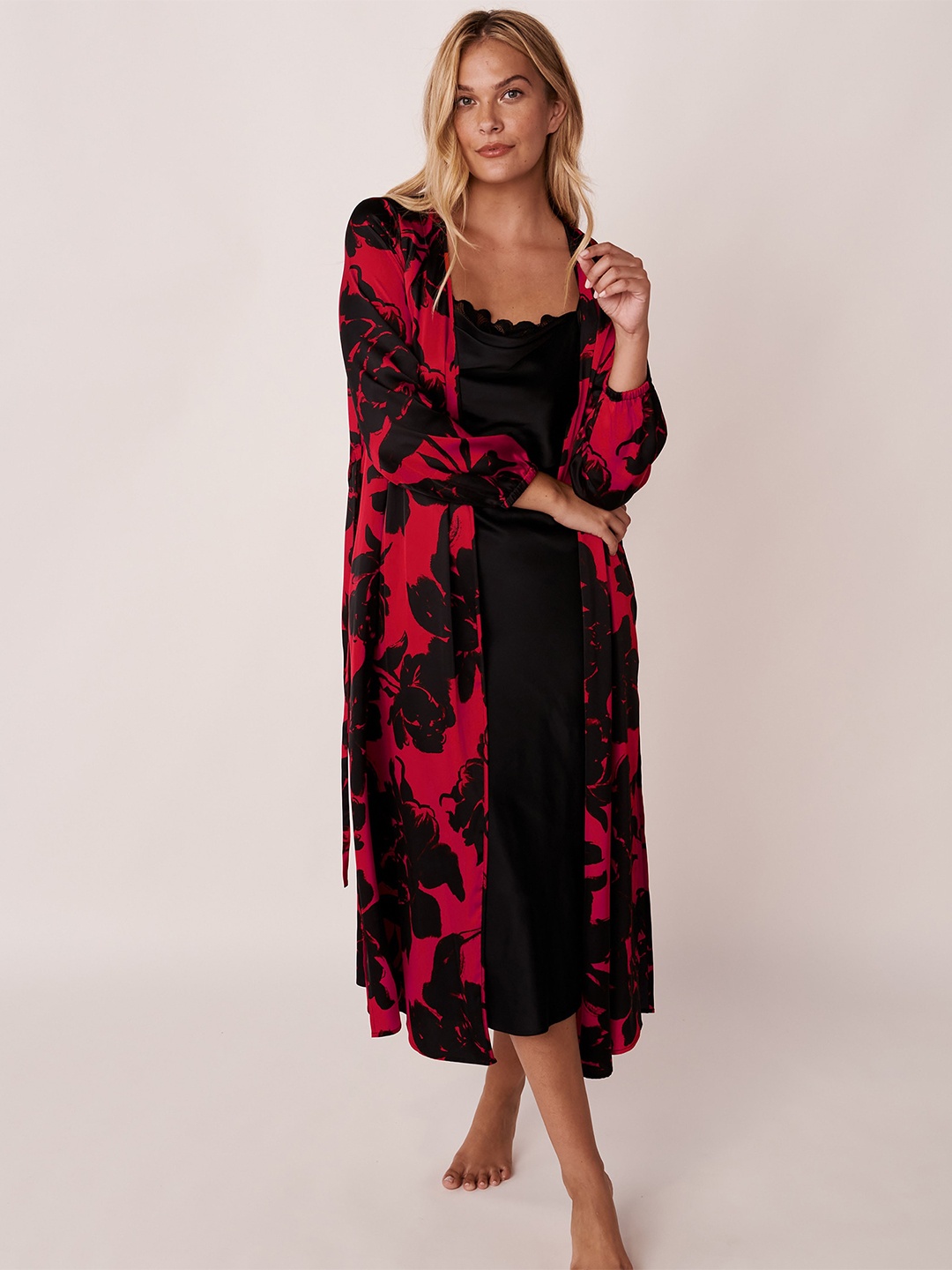 

La Vie en Rose Pink Floral A-Line Midi Dress