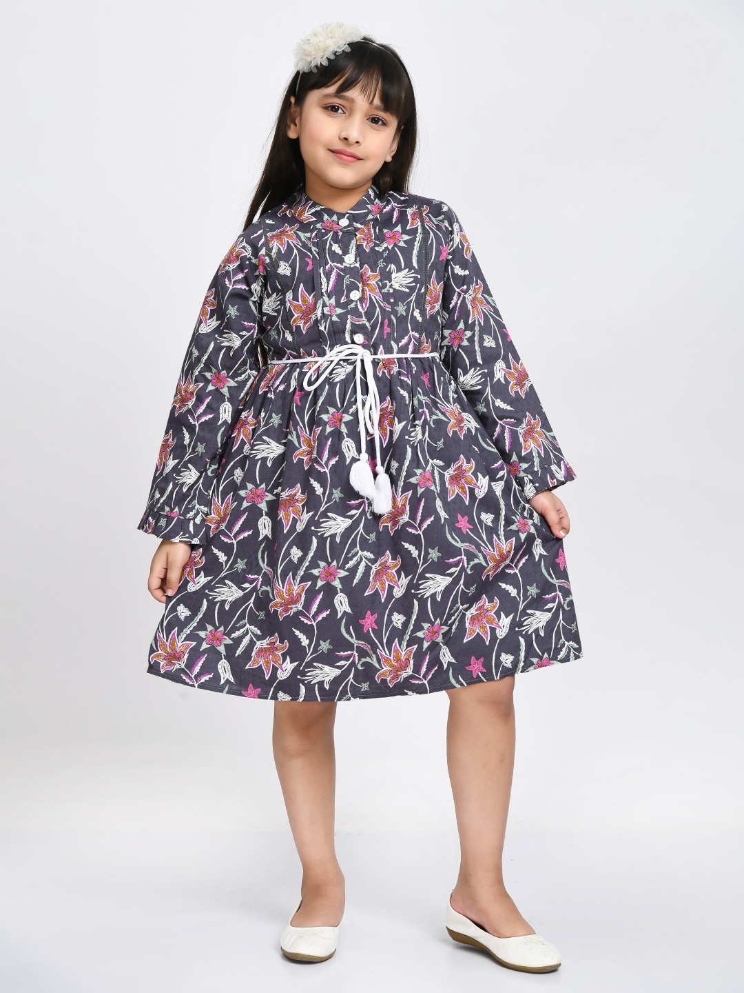 

Bella Moda Grey & White Floral Cotton Dress