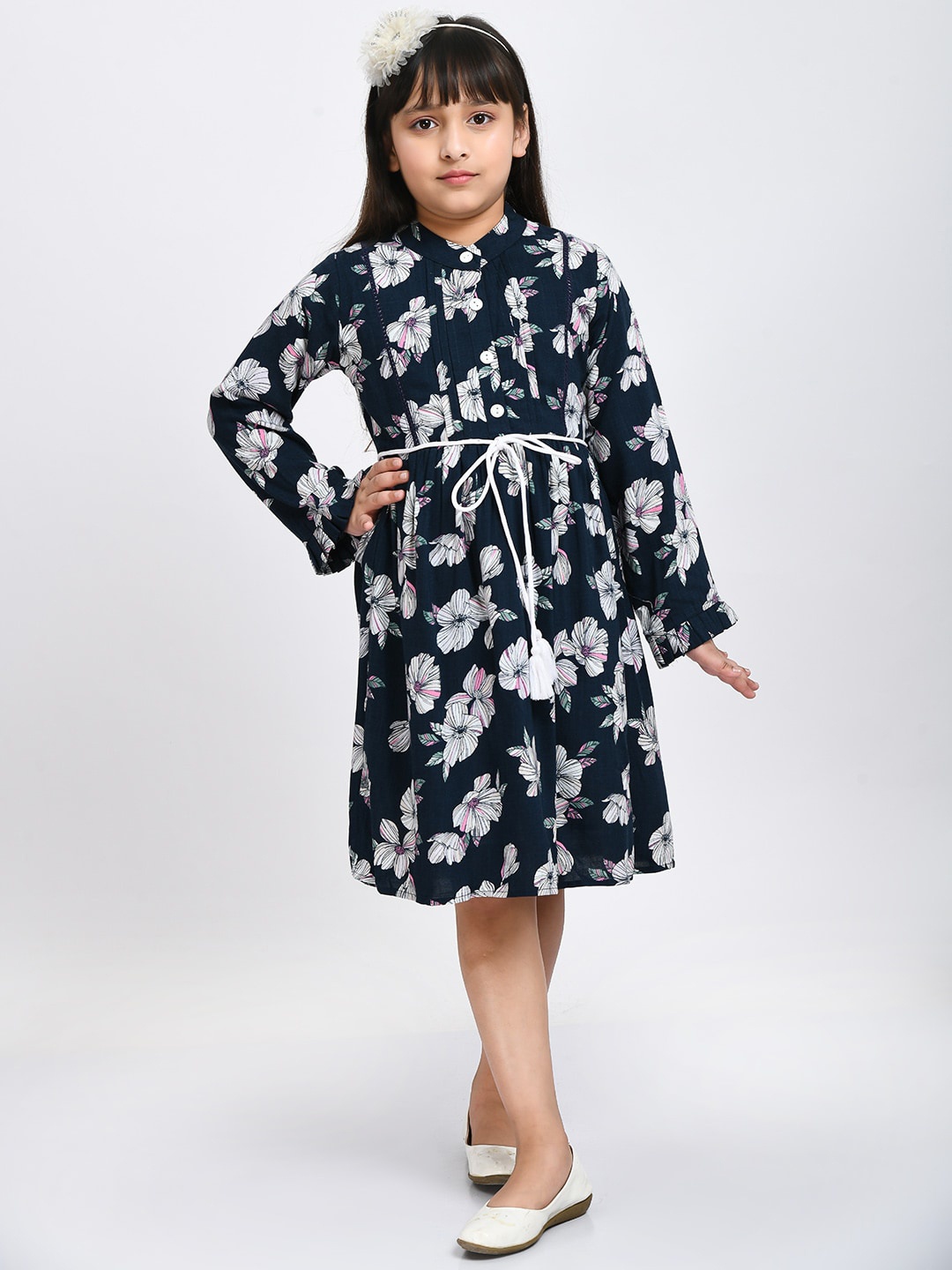 

Bella Moda Girls Navy Blue & White Cotton Floral Shirt Dress