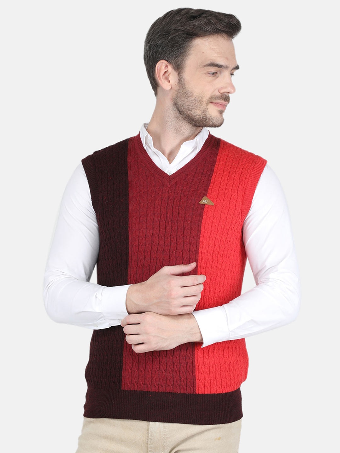 

Monte Carlo Men Maroon & Coral Colourblocked Wool Sweater Vest