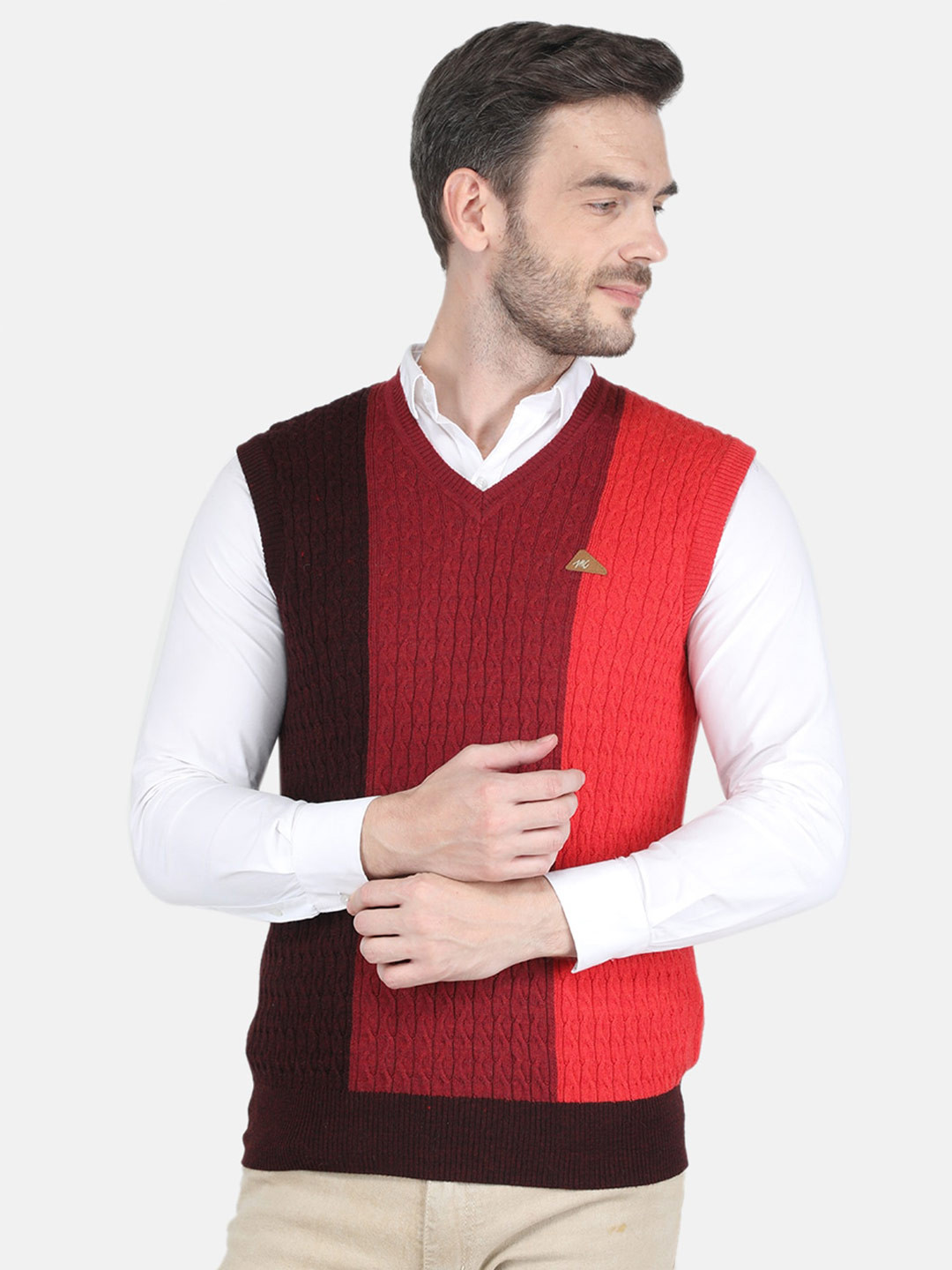 

Monte Carlo Men Maroon & Black Colourblocked Sweater Vest