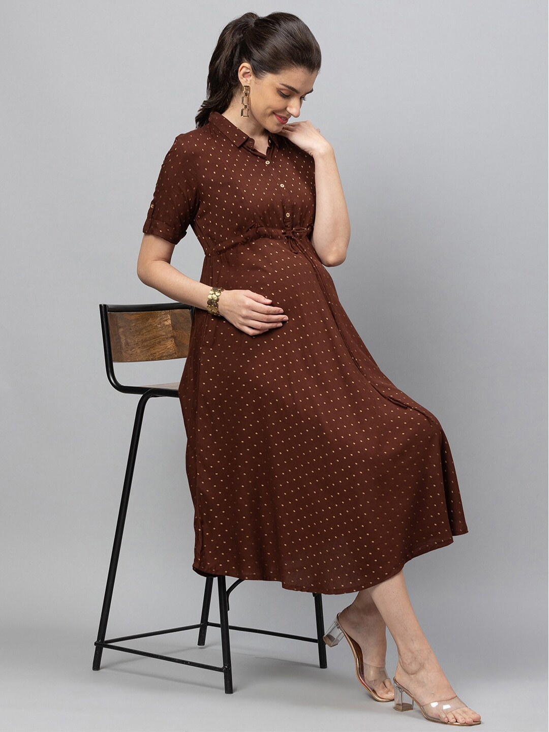 

AV2 Brown Printed Shirt Collar Maternity Midi Dress