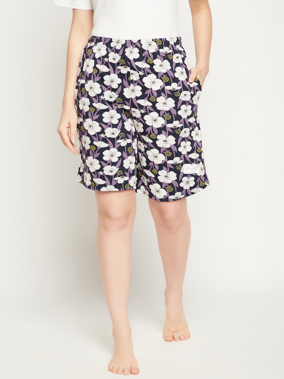 

Clovia Women Navy Blue & White Cotton Printed Lounge Shorts