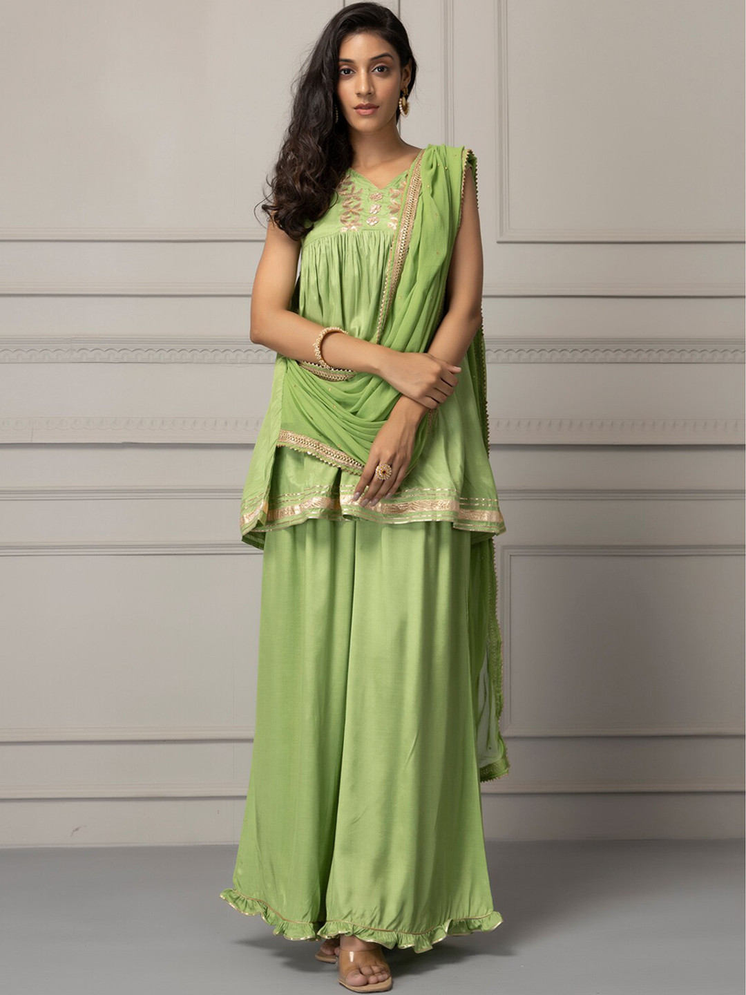 

Geroo Jaipur Women Green Handcrafted Gotta Patti Fusion Dress