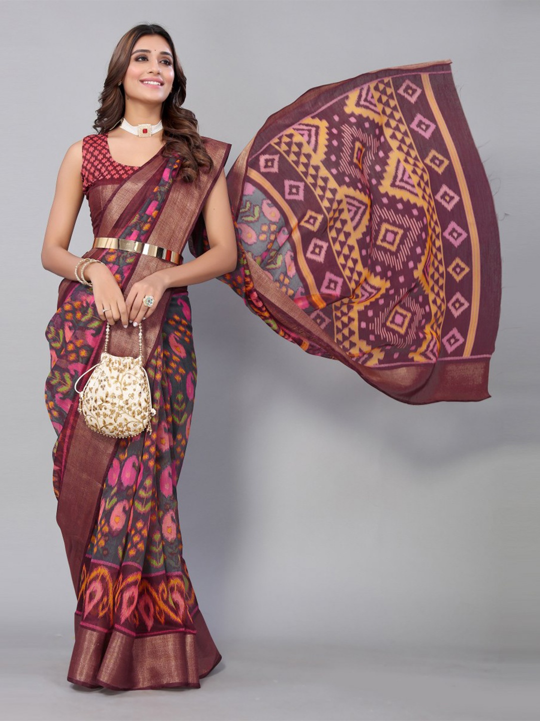 

KALINI Grey & Burgundy Ethnic Motifs Printed Zari Saree