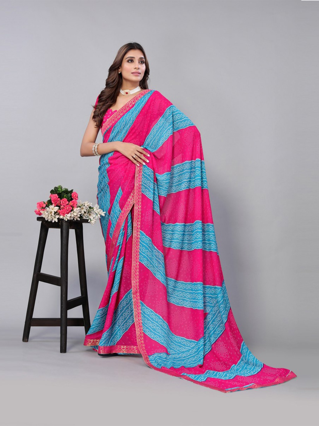 

KALINI Blue & Pink Printed Bandhani Saree