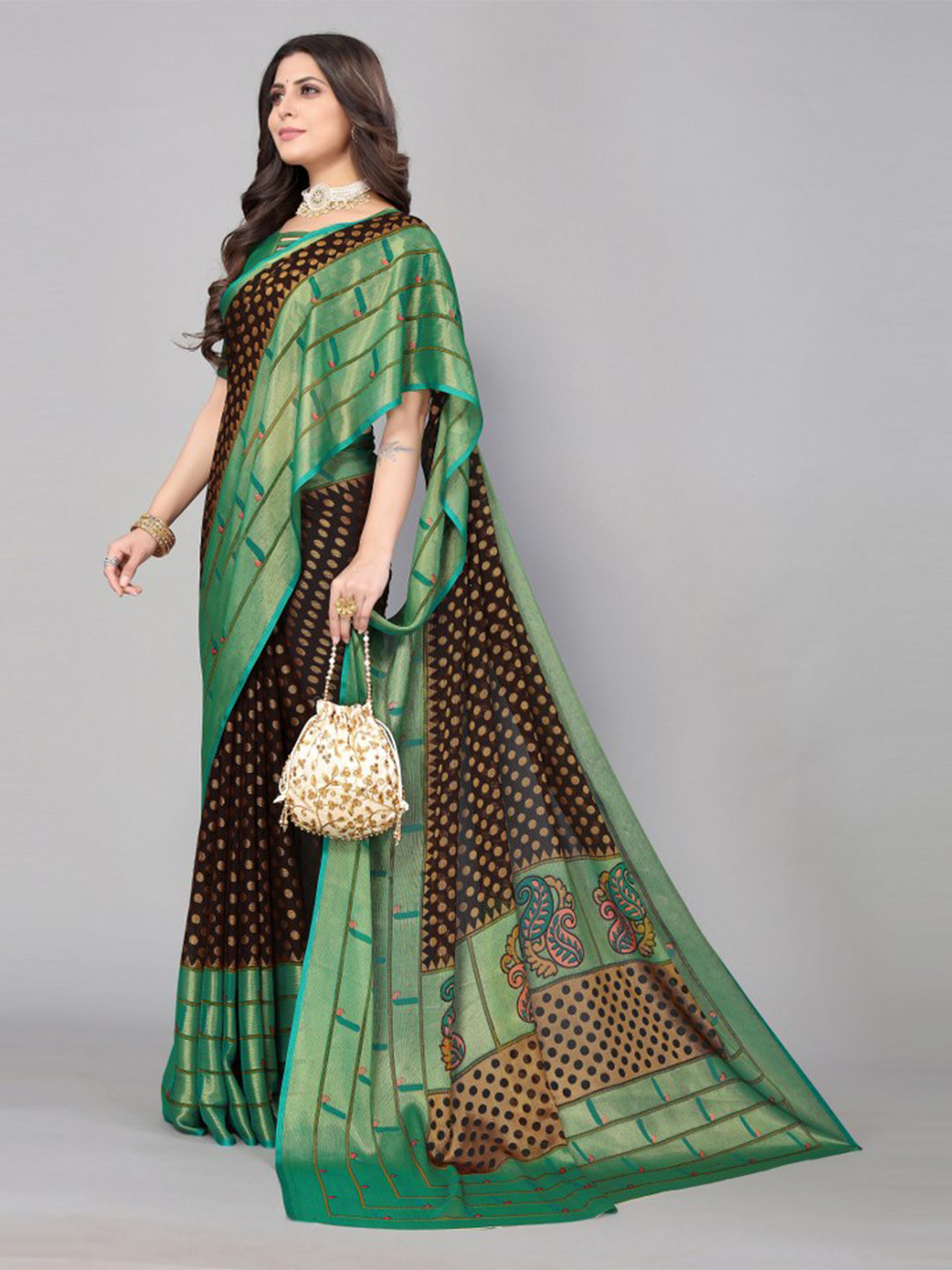 

KALINI Black & Green Ethnic Motifs Saree