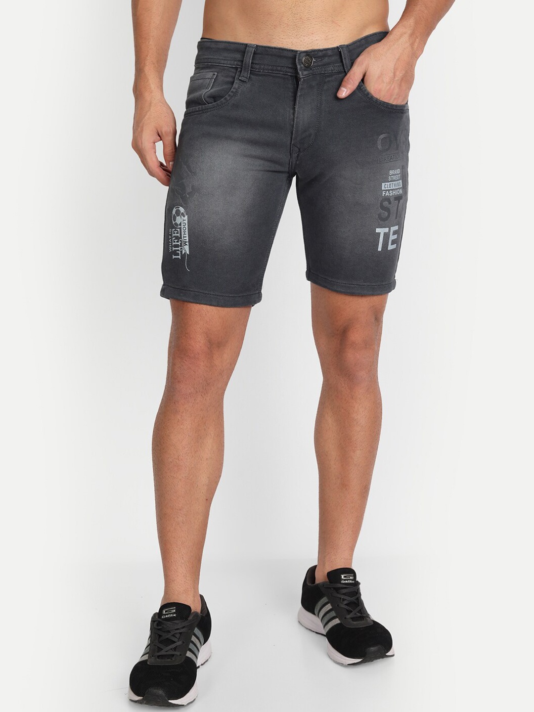 

Wicked Stitch Men Grey Typography Printed Denim Shorts