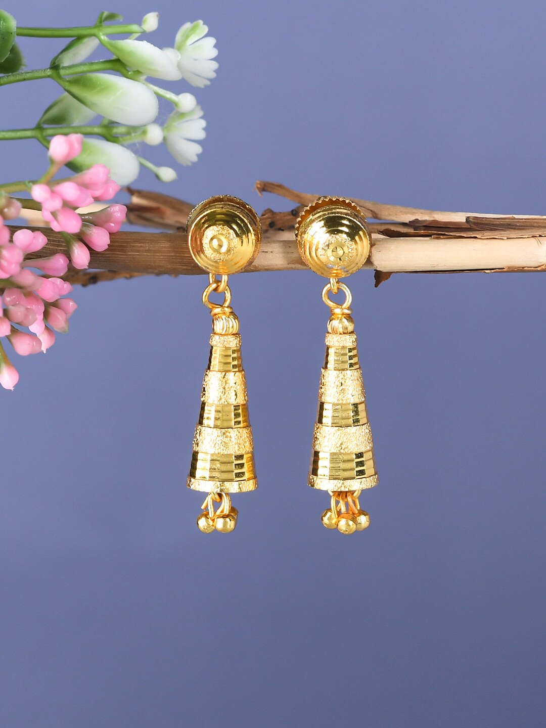 

Voylla Gold-Plated Triangular Drop Earrings