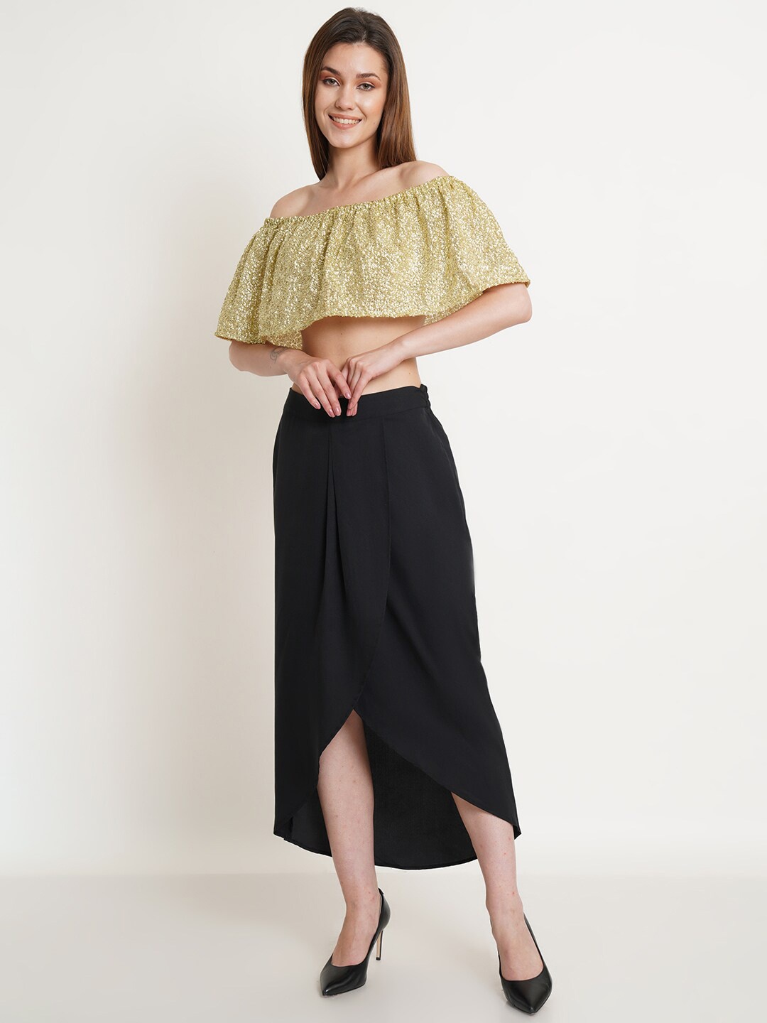 

Purple State Women Golden & Black Self-Design Top With Skirt Co-Ords, Gold