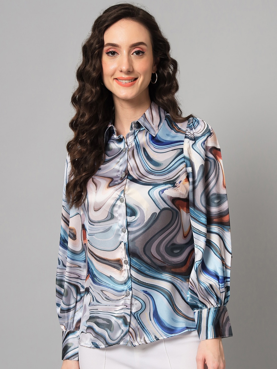 

PURYS Women Grey & Blue Abstract Printed Satin Casual Shirt