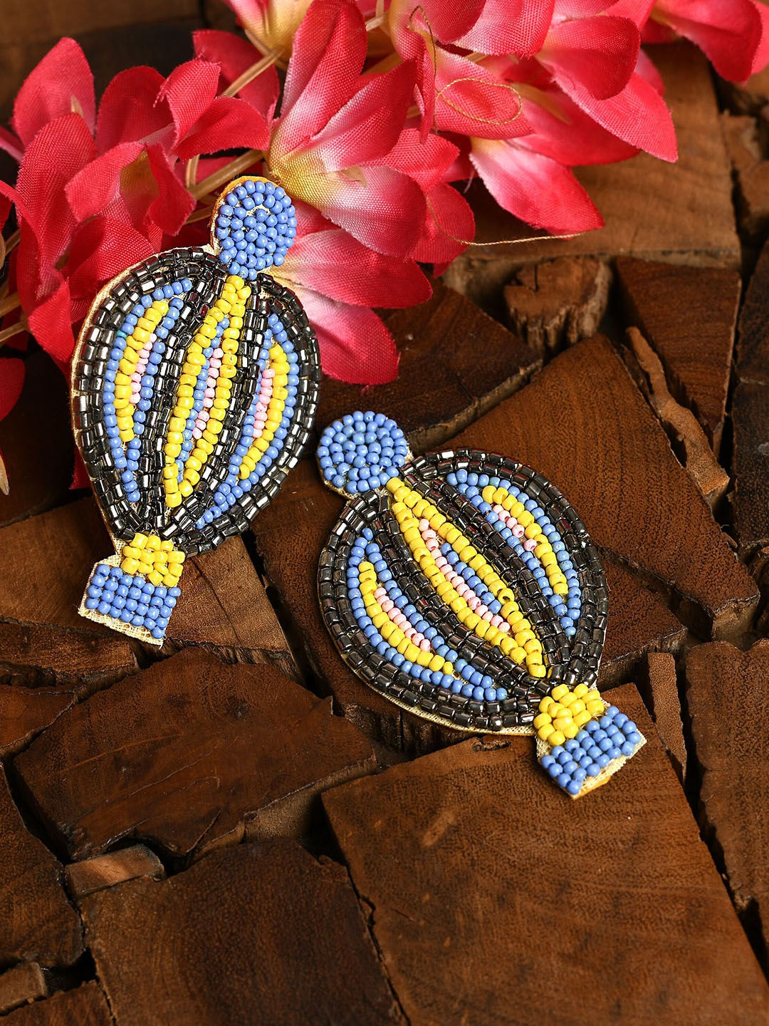 

Ratfanee Blue & Yellow Beaded Drop Earrings