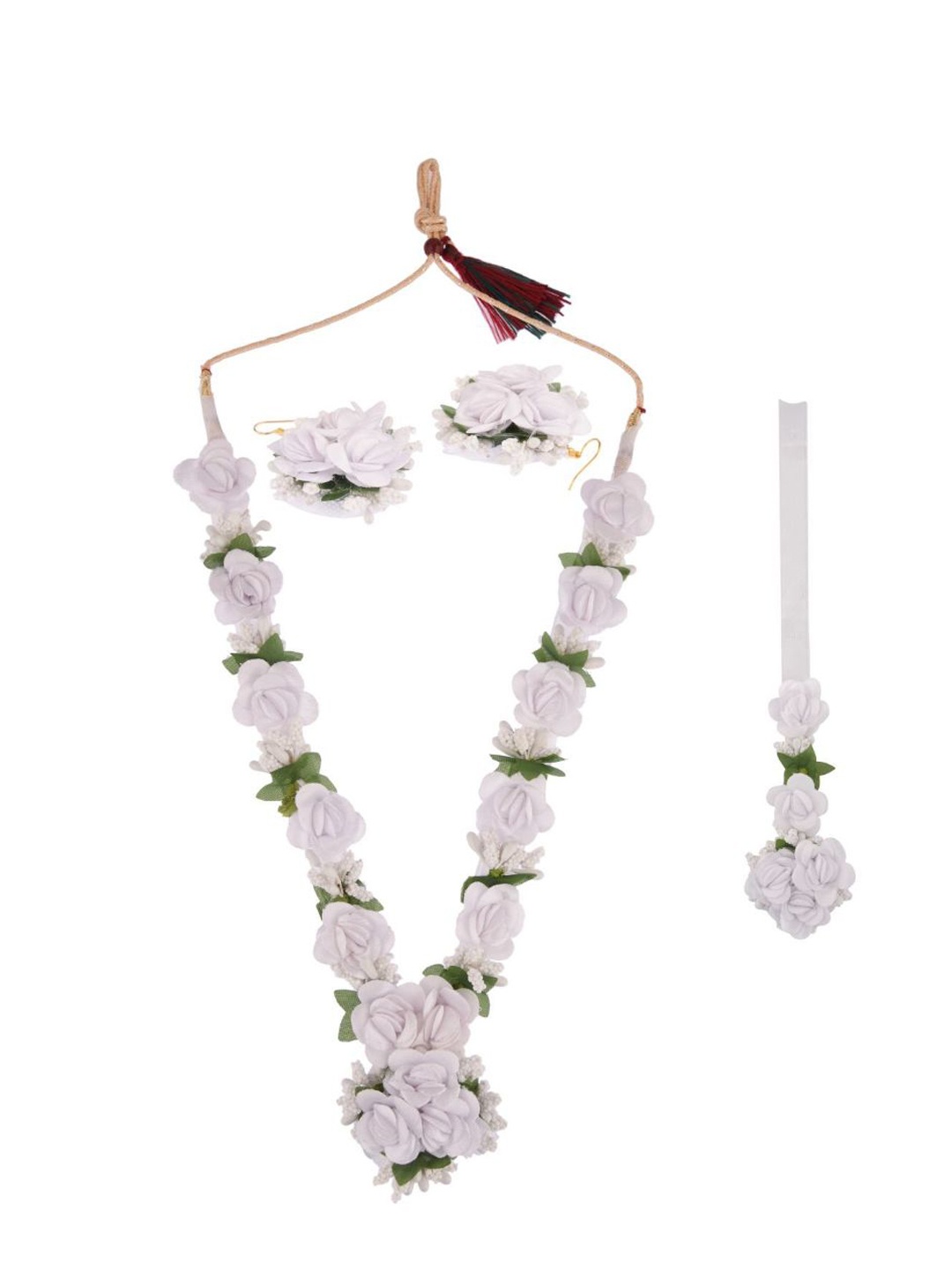 

Efulgenz Off White & Green Artificial Beads-Studded Floral Jewellery Set