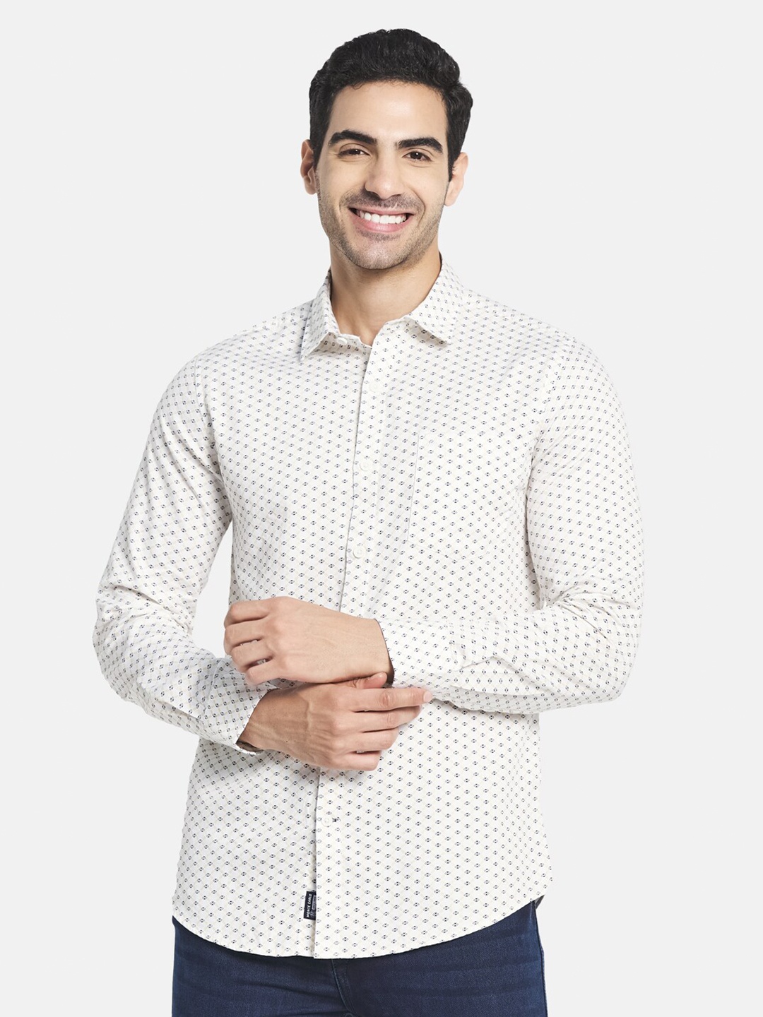 

Monte Carlo Men White Printed Casual Shirt