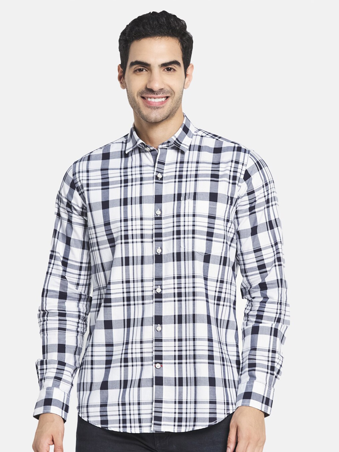 

Monte Carlo Men White Tartan Checks Checked Casual Shirt