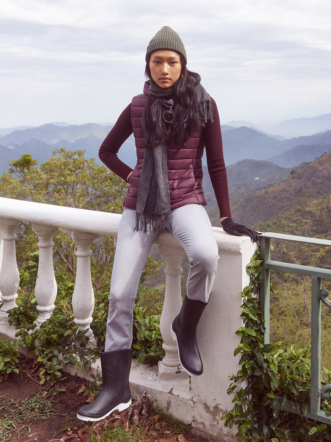 

Crimsoune Club Women Burgundy Solid Nylon Hooded Padded Jacket
