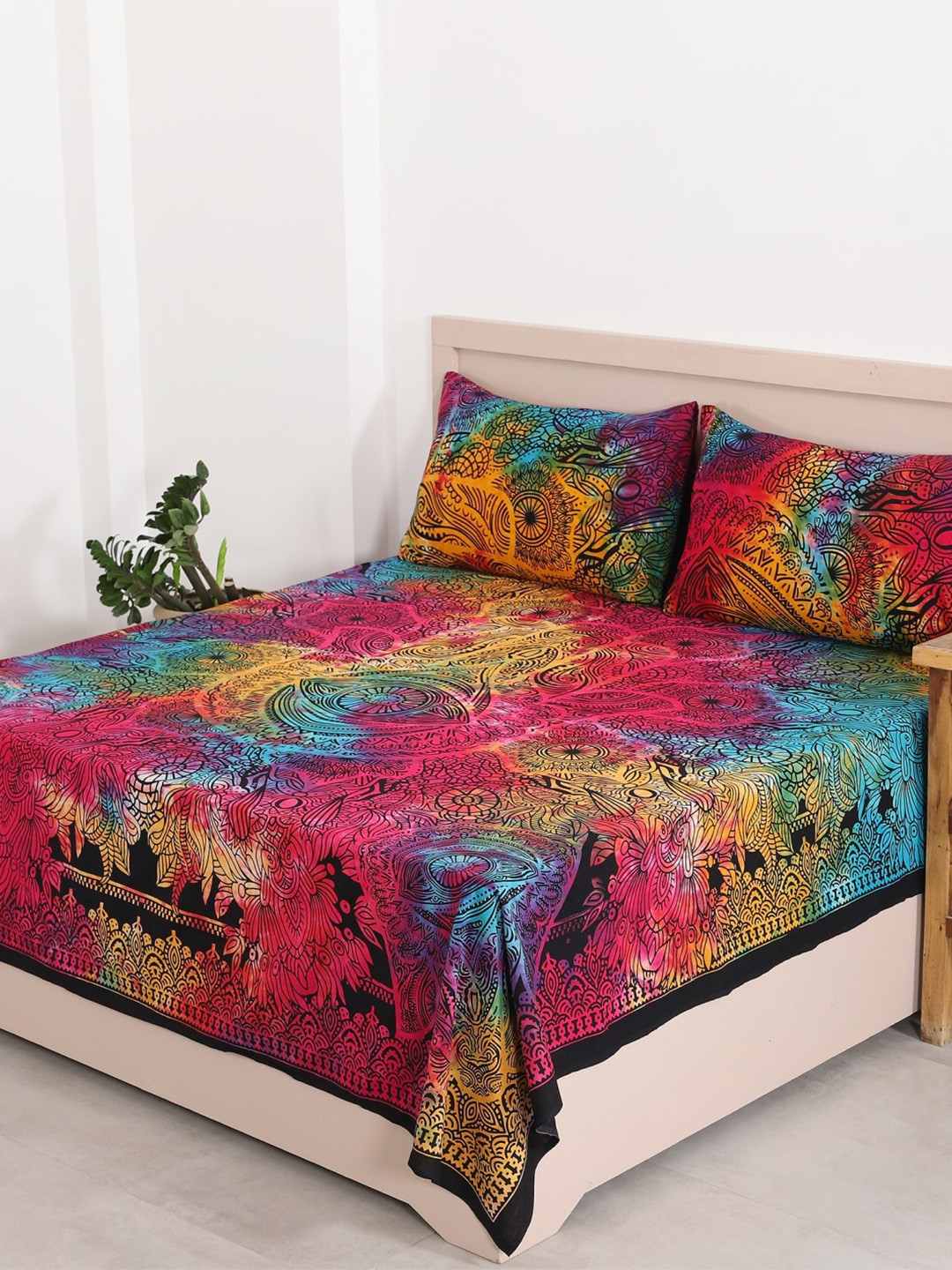 

HANDICRAFT PALACE Pink & Yellow Printed 144 TC Cotton Queen Bedsheet with 2 Pillow Covers