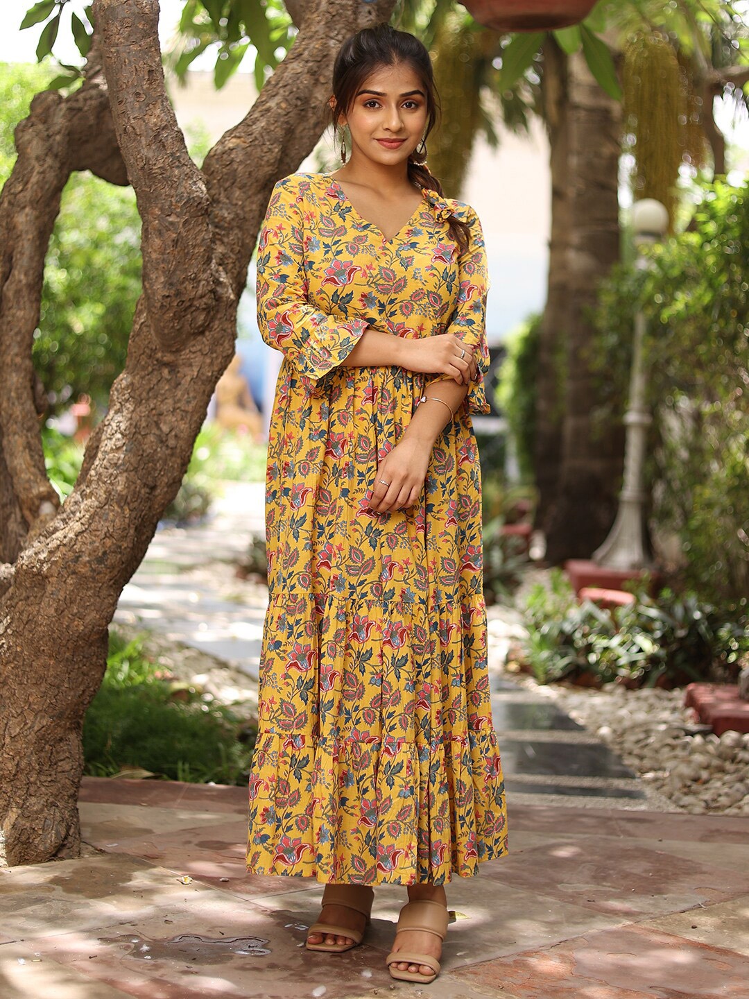 

Twilldor Yellow & Pink Floral Cotton Midi Dress