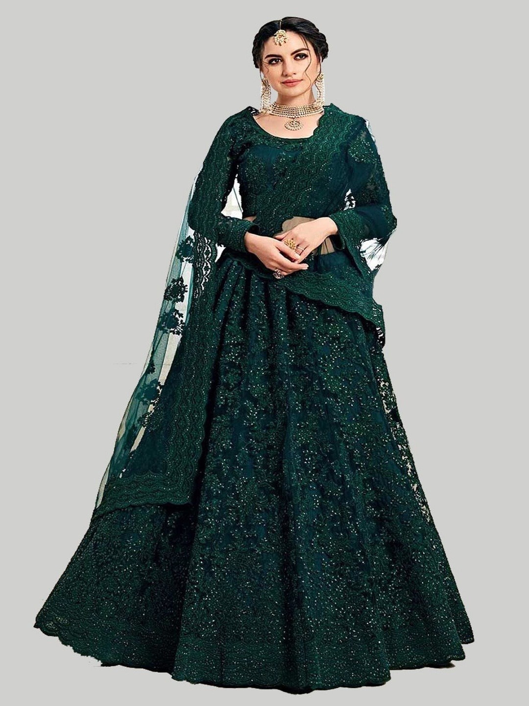 

GOROLY Green Embroidered Thread Work Semi-Stitched Lehenga & Unstitched Blouse With Dupatta