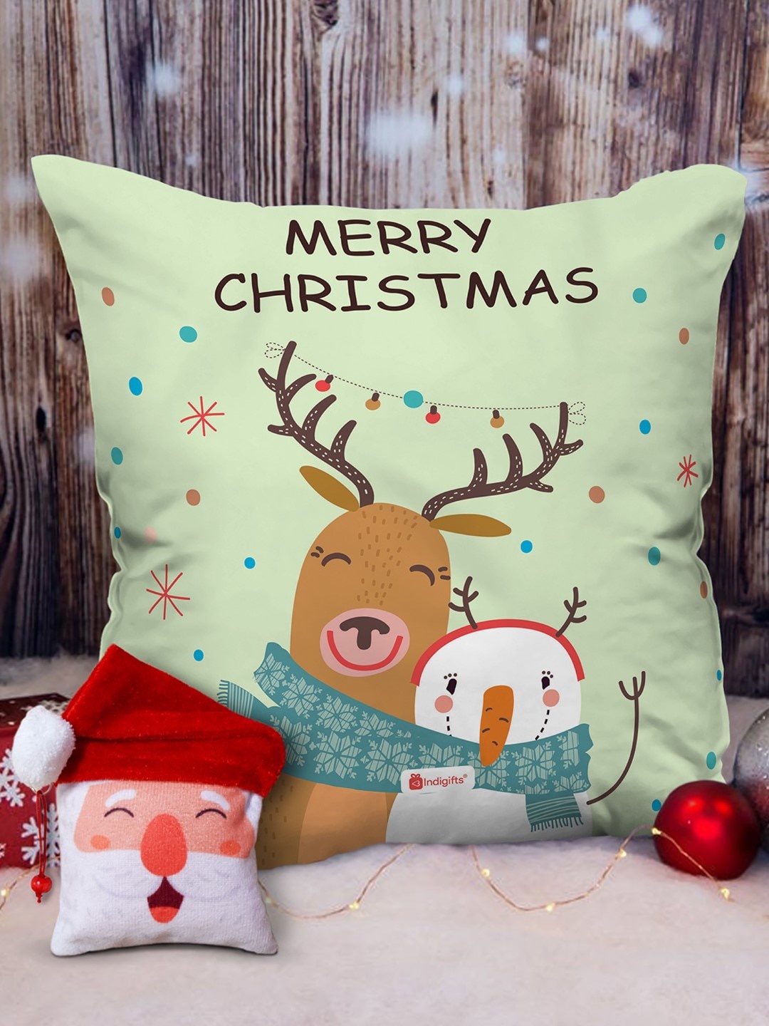 

Indigifts Green White Printed Cotton Cushions