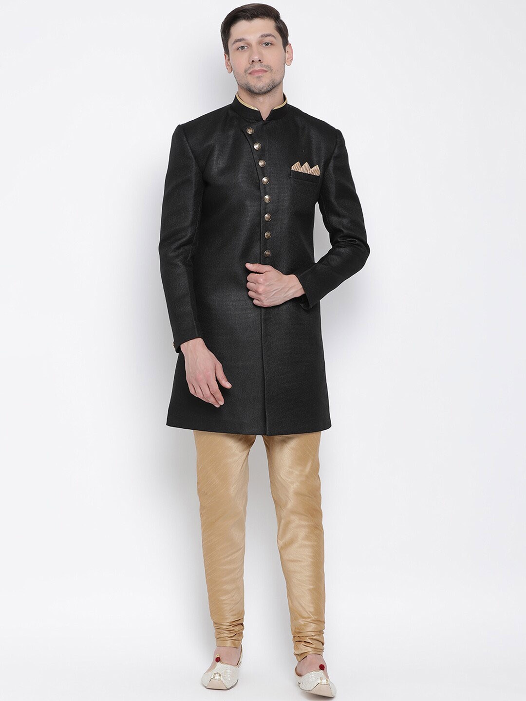 

VASTRAMAY Men Black & Gold-Coloured Self-Design Sherwani Set
