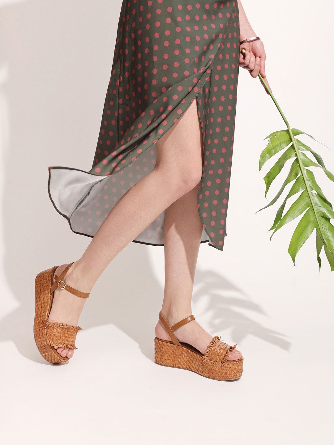 

Saint G Tan Leather Flatform Heels