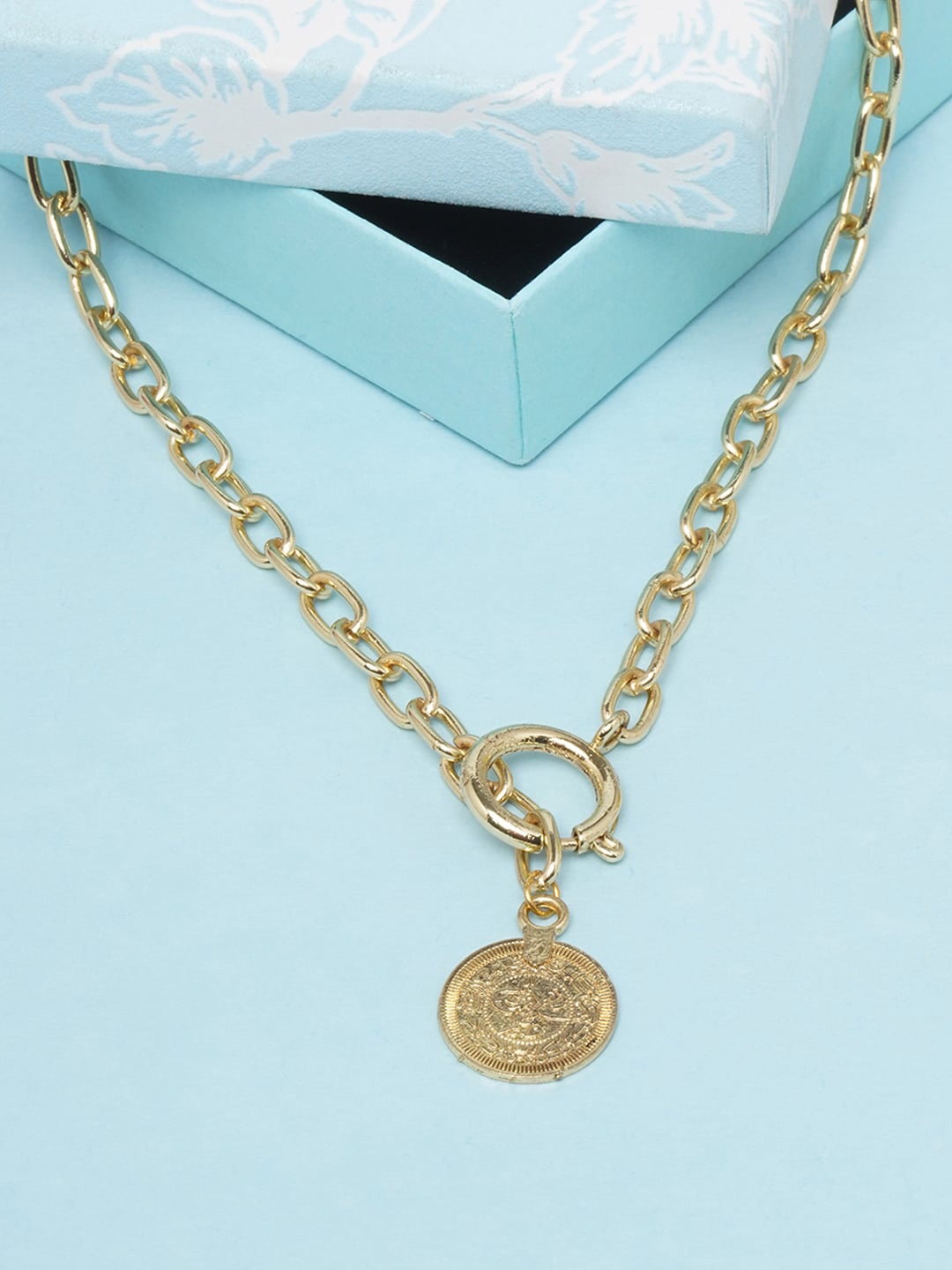 

DressBerry Gold-Toned Brass Coin Shaped Chain Link Necklace