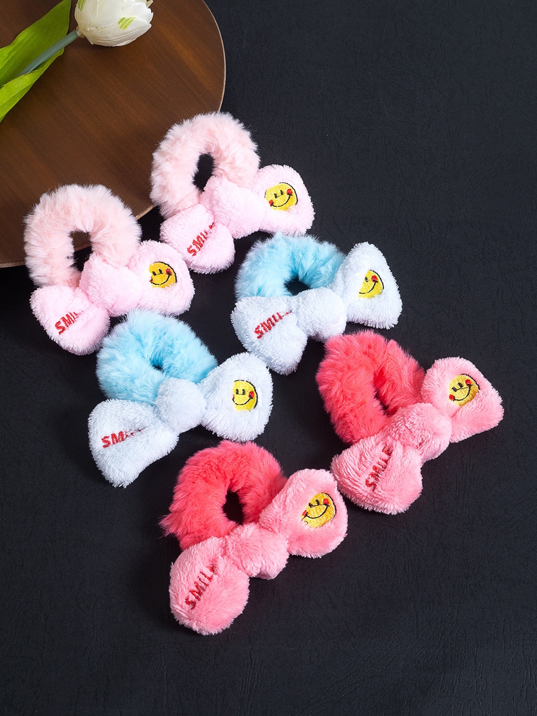 

Golden Peacock Girls Set of 6 White & Pink Fur Ponytail Holders