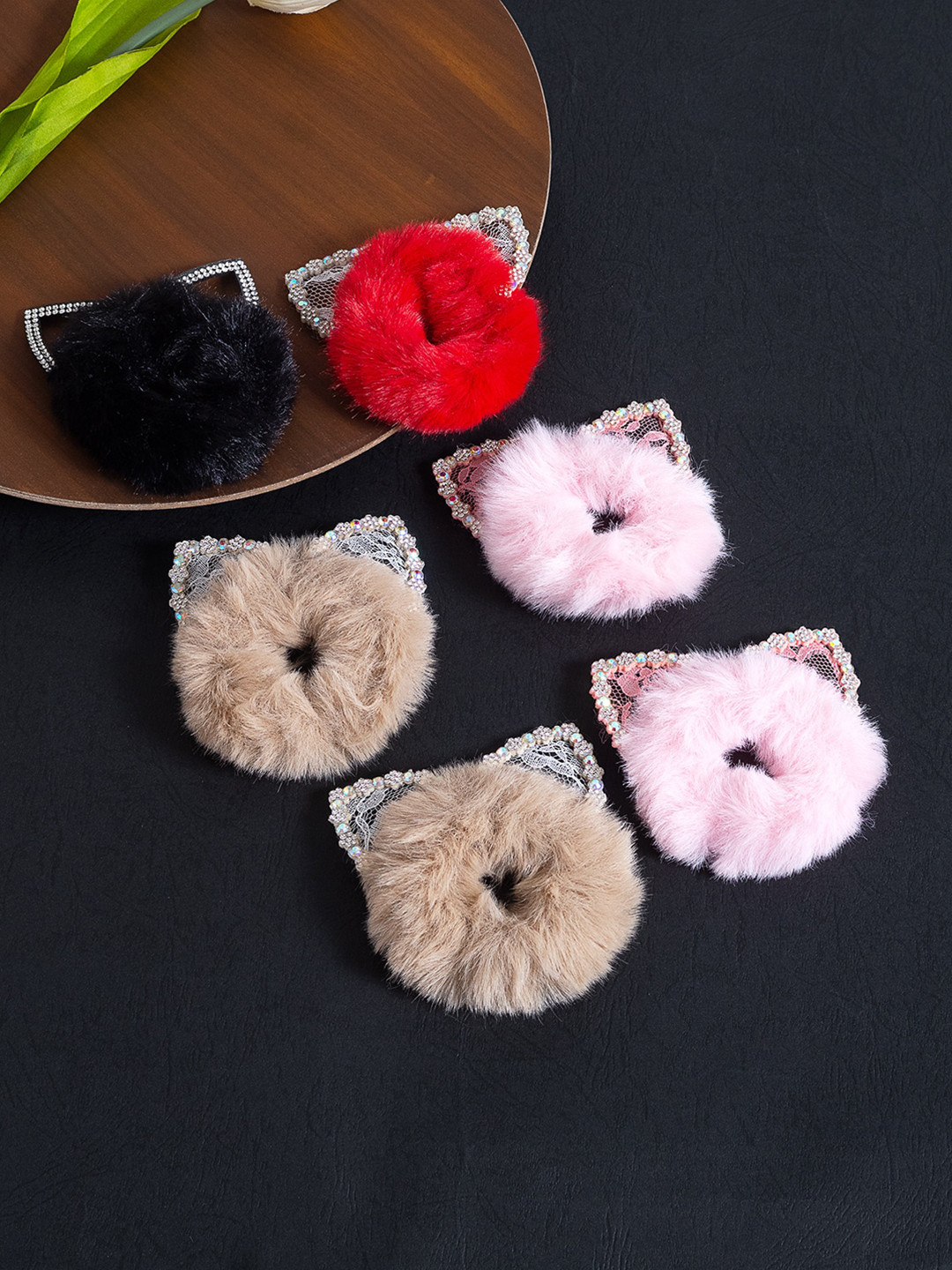 

Golden Peacock Girls Set of 6 Rose & Beige Fur Ponytail Holders