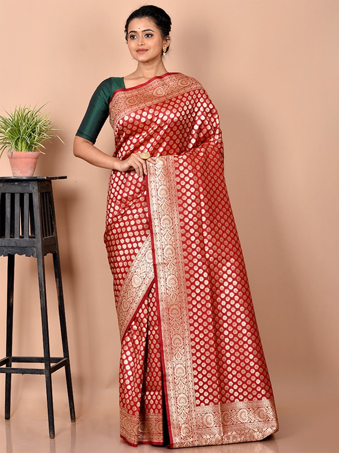 

AllSilks Red & Gold-Toned Woven Design Zari Silk Blend Uppada Saree
