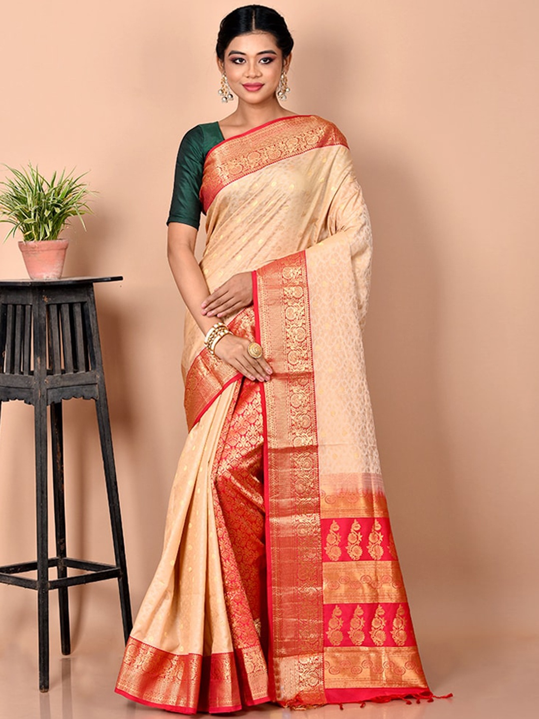 

AllSilks Cream-Coloured & Red Woven Design Zari Pure Silk Kanjeevaram Saree